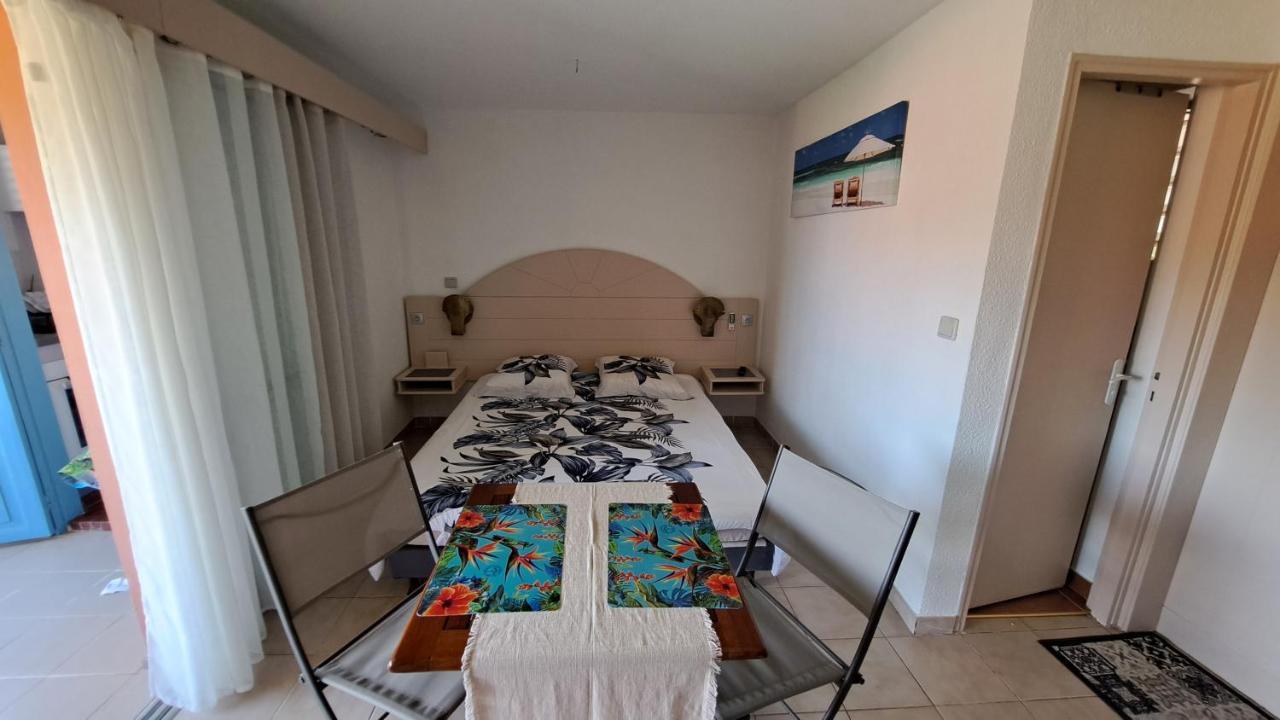 Studio Plage De L'Anse Caritan Sainte-Anne Bagian luar foto